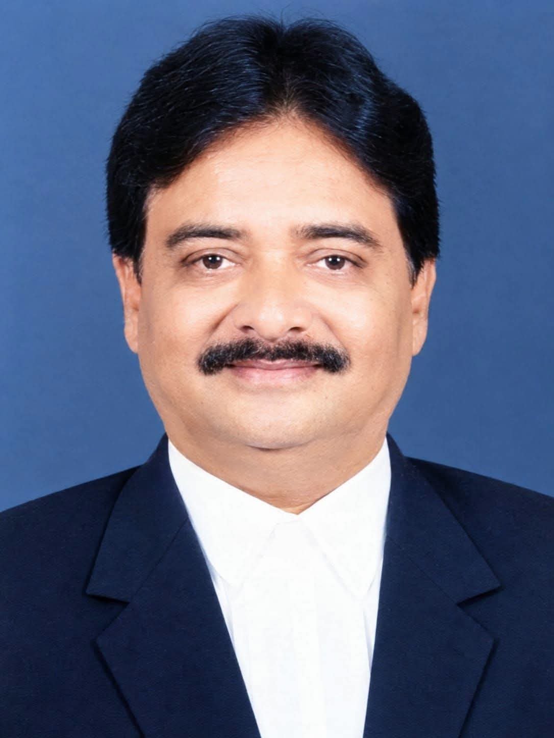 वरिष्ठ अधिवक्ता एवं जिला बार एसोसिएशन के पूर्व अध्यक्ष रमेश कुमार शर्मा (झब्बू) का निधन…विधिक जगत में शोक की लहर..